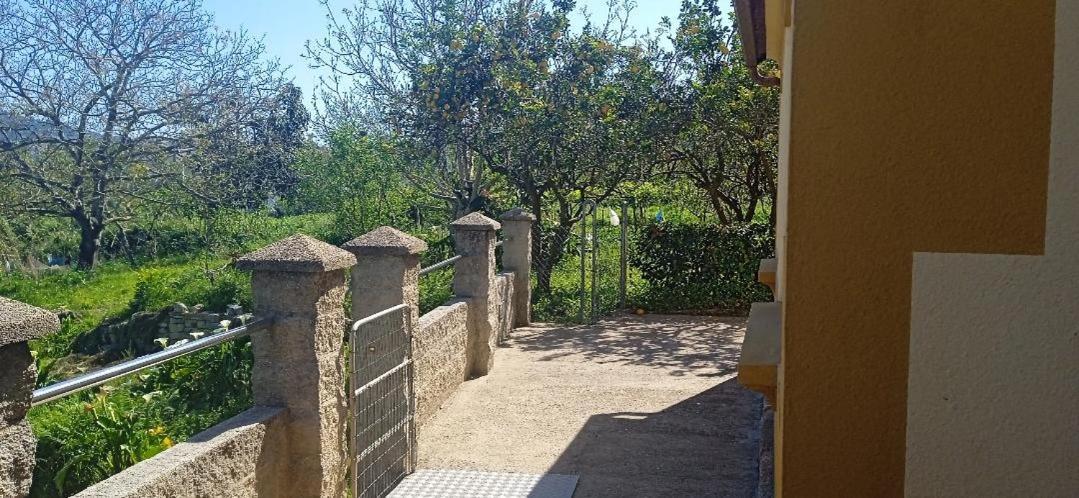 Casita Con Terreno A 10 Minutos Del Centro De Vigo Villa Moana Exterior photo